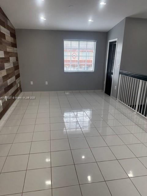 Foto del edificio - 3252 W 70th St