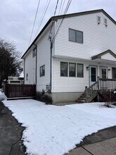 Building Photo - 150 Pacific St