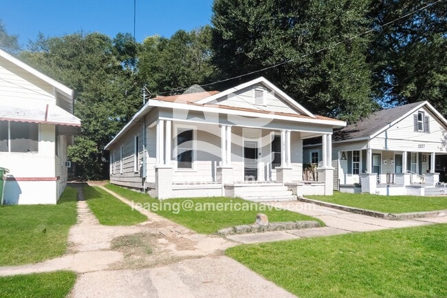 Building Photo - 2825 Waverly Ave