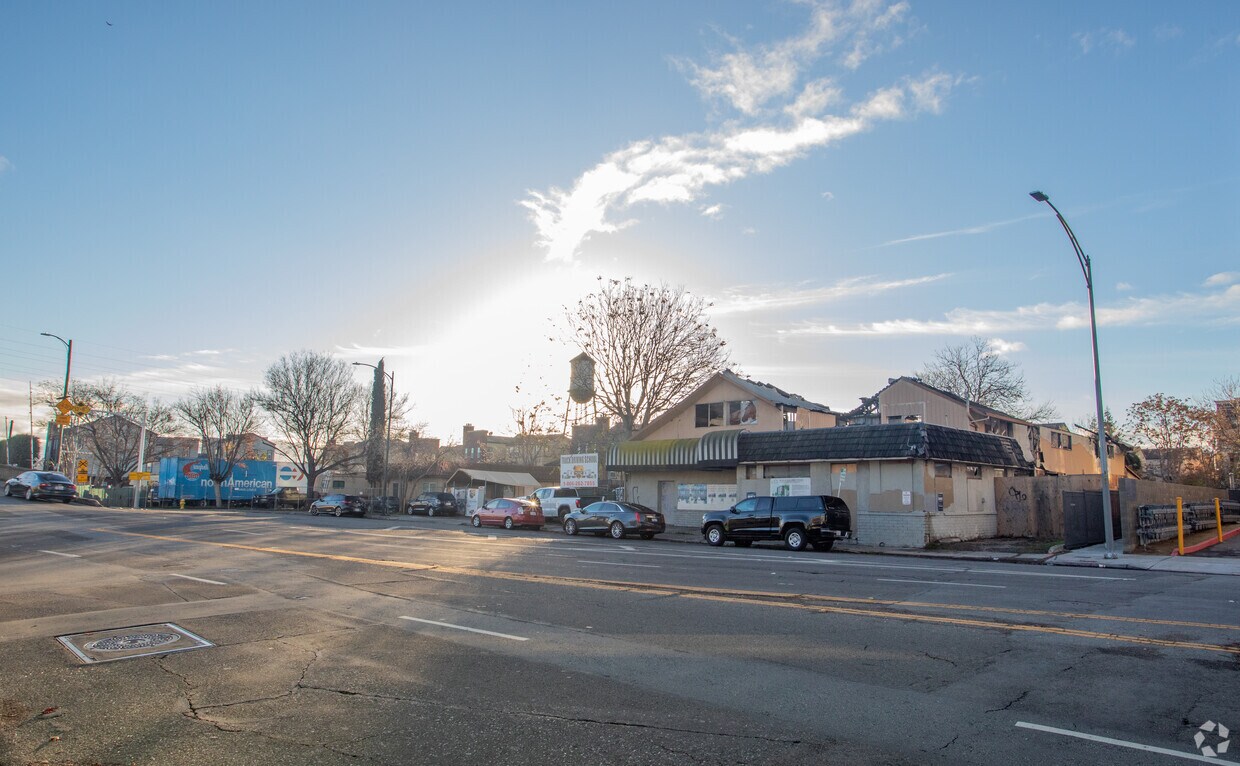 12-15-2021 Construction image - Mariposa Place