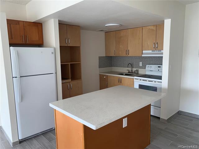 Building Photo - 1682 Kalakaua Ave