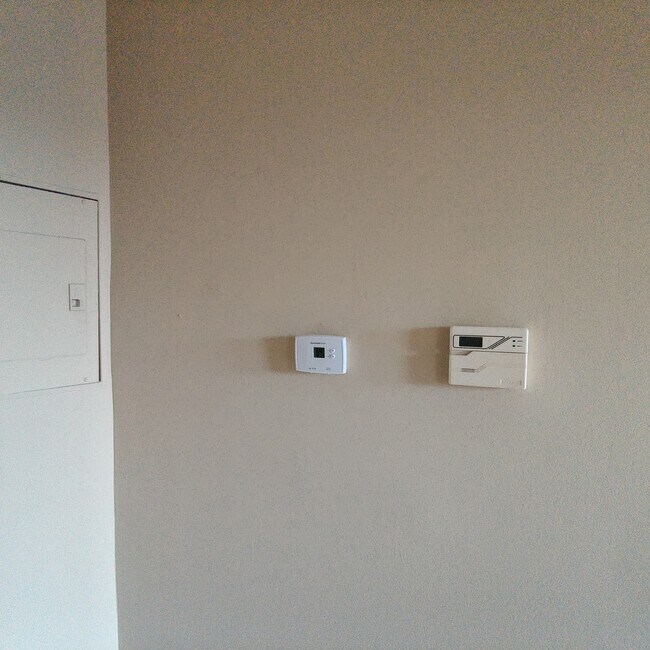 Foto del edificio - 1516 W Ardmore Ave