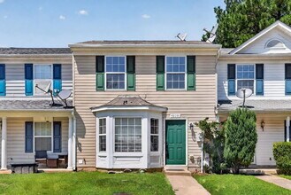 Building Photo - 46090 Maria Way