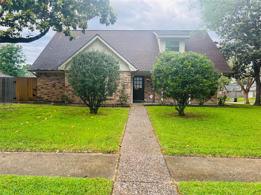 Primary Photo - 7002 Pyron Way