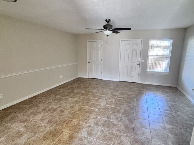 Building Photo - 6588 Harbour Blvd