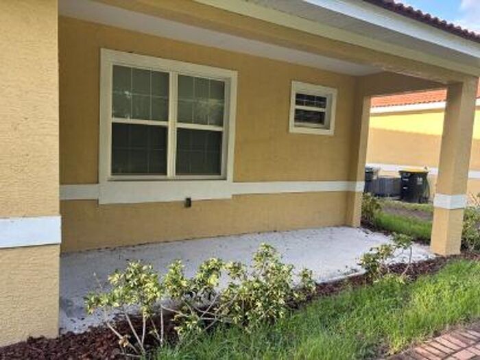 Building Photo - Tuscany Preserve-1605 Cumin Dr Poinciana, FL 34759