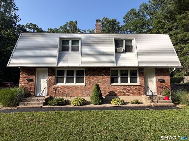 Foto del edificio - 153 New Britain Ave