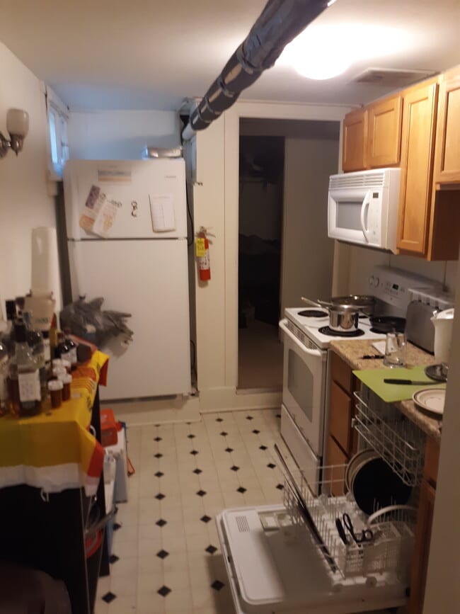 Building Photo - 250 Ridge Ave Building Photo - 250 Ridge Ave