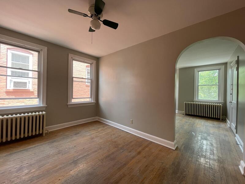 63 Broadway Unit Apt 5, Hagerstown, MD 21740 Condo for Rent in