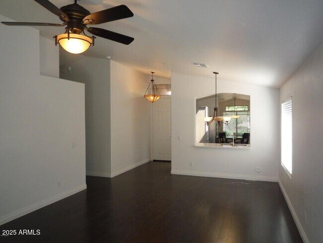Building Photo - 10542 E Star of the Desert Dr