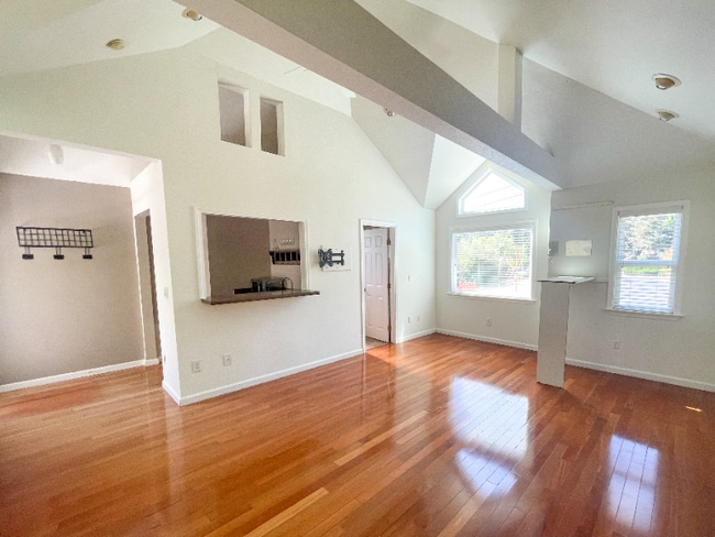 Photo - 170 Bales Dr House