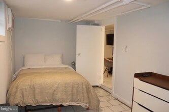 Building Photo - 2121 N St NW