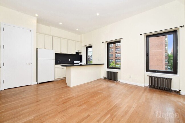 Foto del edificio - 200 E 35th St