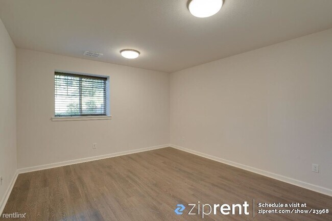 Foto del edificio - 4 br, 3.5 bath Townhome - 22328 88th Ave S...