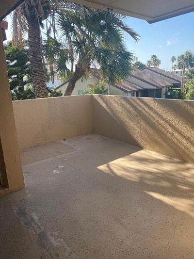 Building Photo - **Coastal Condo Living at Its Finest!**