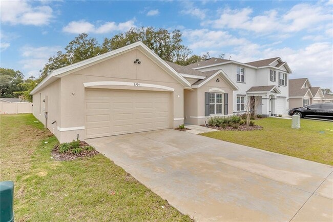 Building Photo - 2924 NE 20th Ter