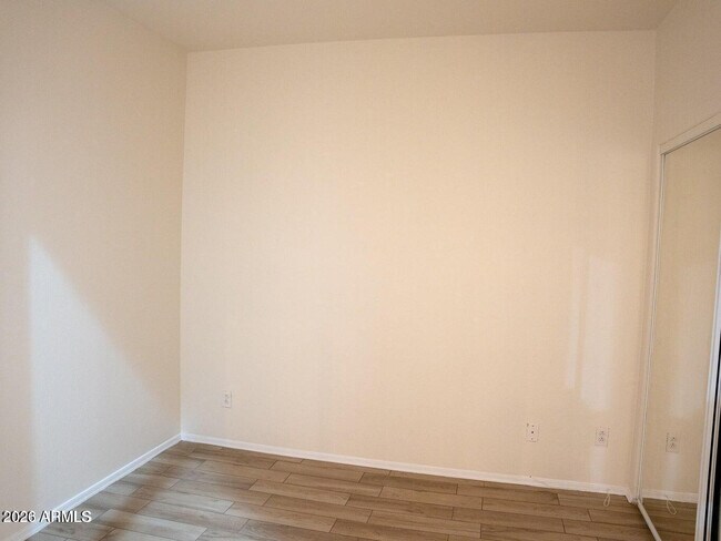 Foto del edificio - 4200 N 82nd St