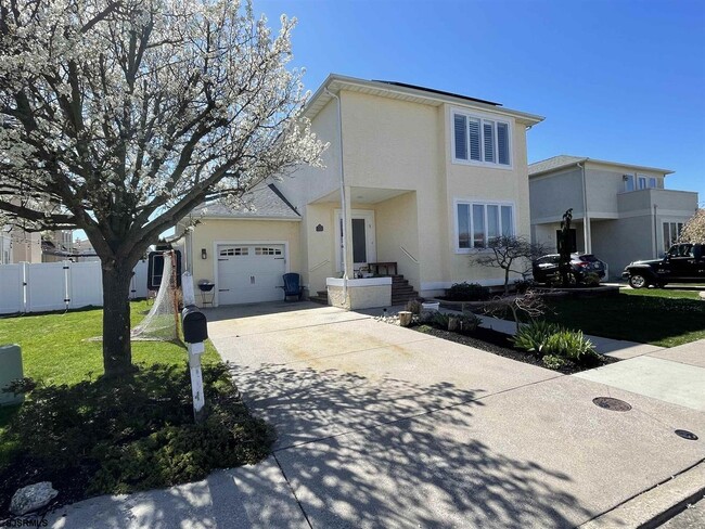 Building Photo - 12 Seaside Ct