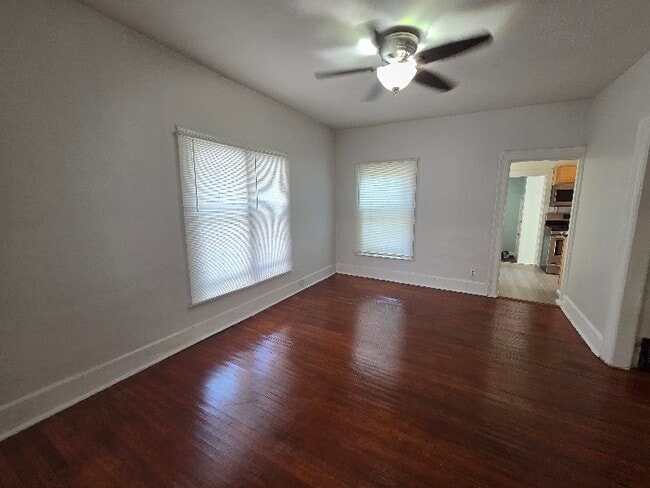 Building Photo - 232 Oakley Pl NE