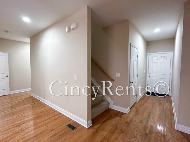 Foto del edificio - 2933 Eden Ave