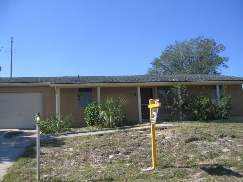 Foto principal - 10070 Hayes St