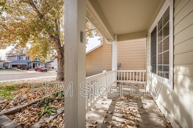 Foto del edificio - 2231 Meadowlark Ln