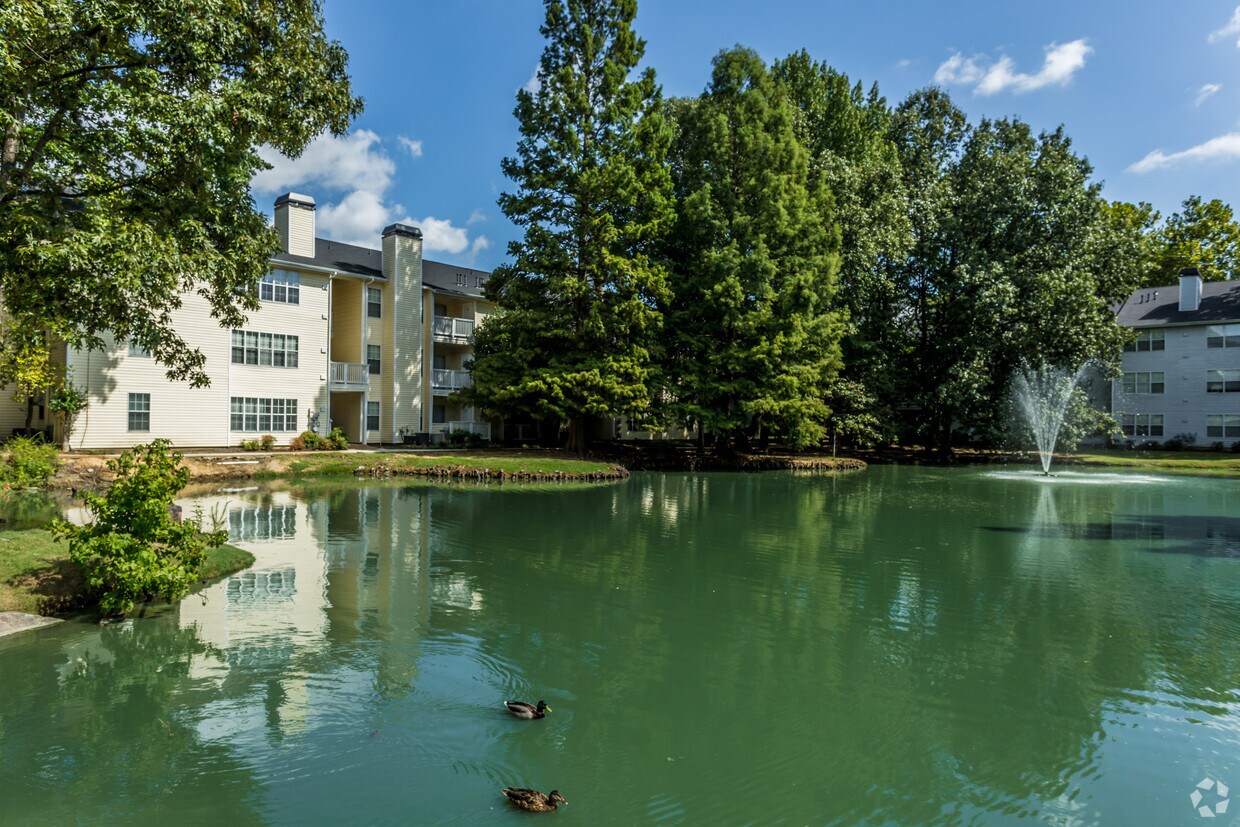 The Grove at Trinity Pointe Apartments Cordova, TN