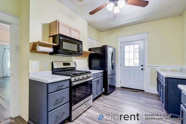 Building Photo - 3 br, 1 bath House - 720 Davis Street, San...