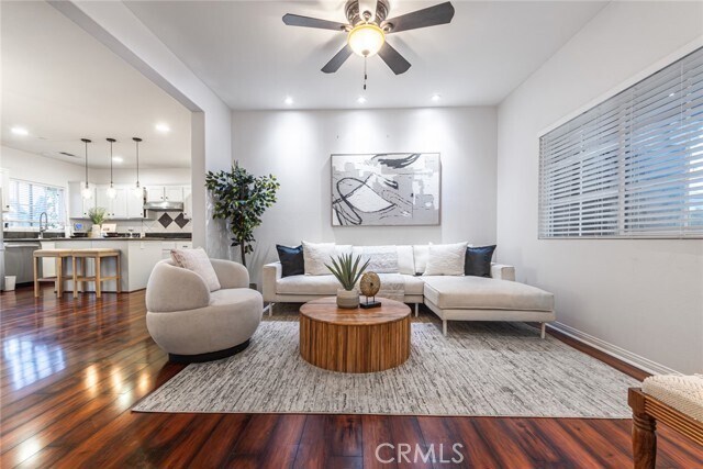 Foto del edificio - 1539 Carmel Ct