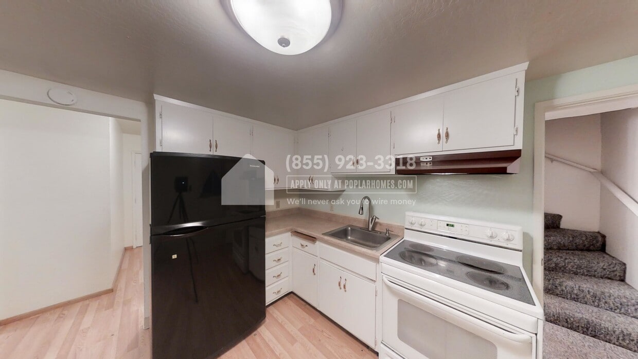 Primary Photo - 37811 Iron Horse Ln