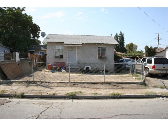 Building Photo - 1413 Southgate Dr