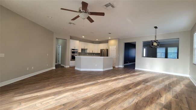Building Photo - 539 1st Cape Coral Dr