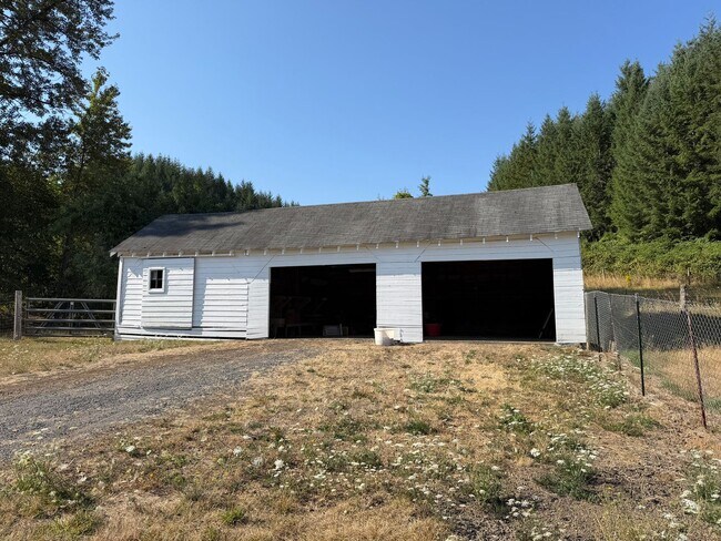 Foto del edificio - 42116 Gilbert Ln