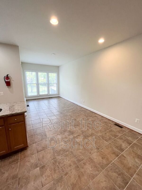 Foto del edificio - 3247 Theodore R Hagans Dr NE