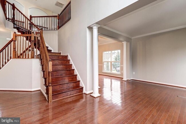 Building Photo - 14204 Murphy Terrace