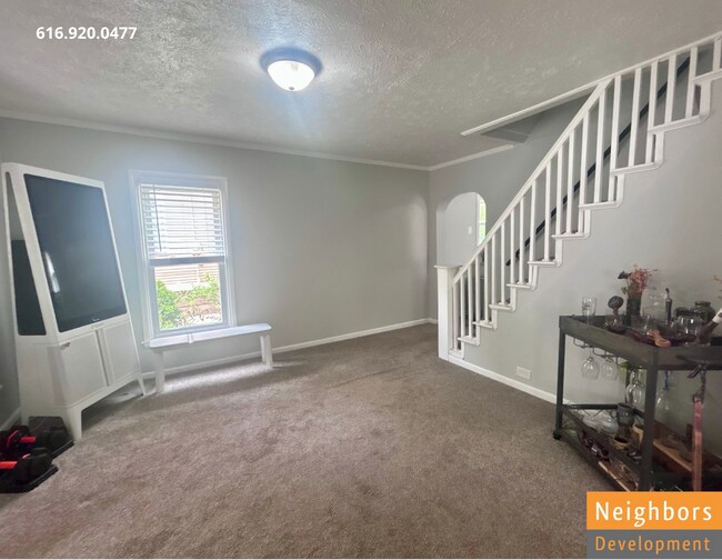 Foto del edificio - 1037 Hermitage St SE