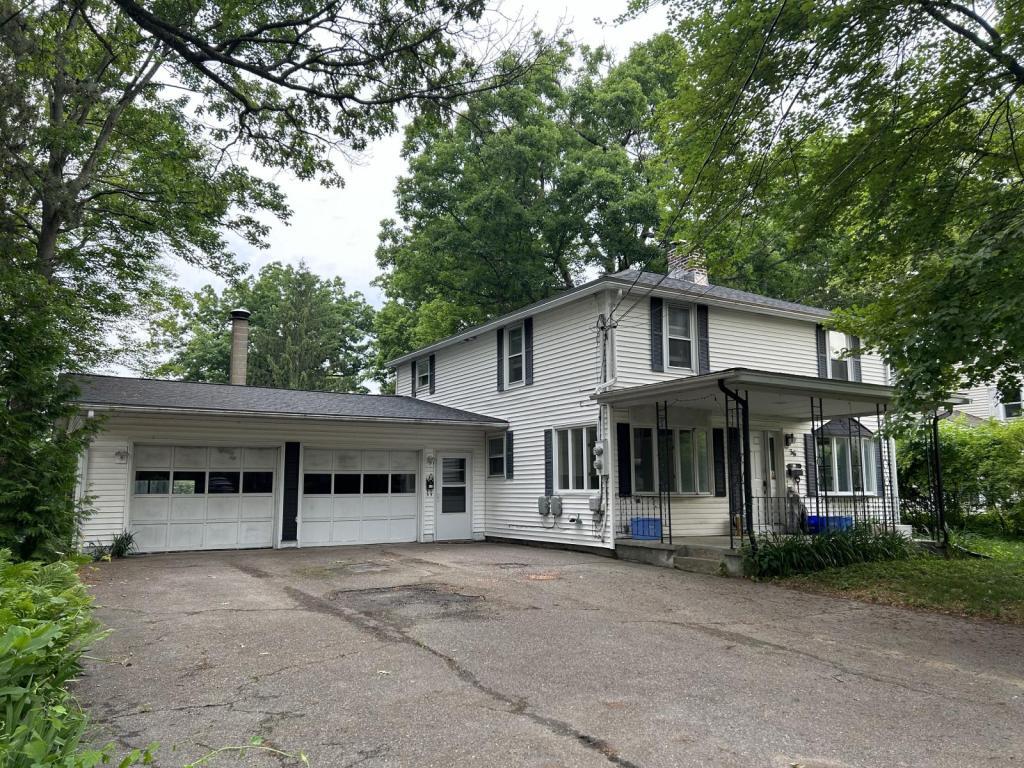 Primary Photo - 36 Woodbury Rd, Unit 1
