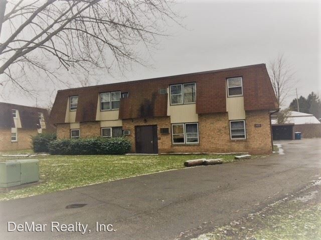 Primary Photo - 2075 Wolosyn Cir
