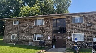 Building Photo - 420 Bellbrook Ave