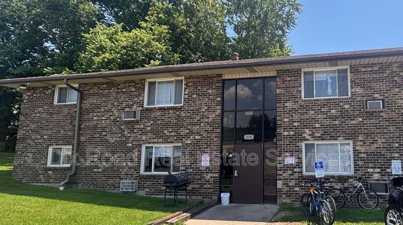 Foto principal - 420 Bellbrook Ave