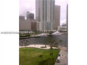 Primary Photo - 475 Brickell Ave