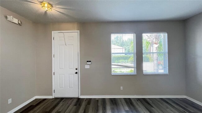 Building Photo - 16747 Sunrise Vista Dr