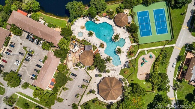 Foto del edificio - 6455 SW 116th Pl