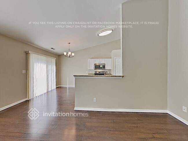 Foto del edificio - 3017 Secret Garden Ct
