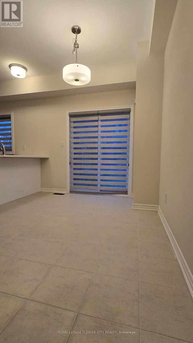 Building Photo - 620 Colborne St W