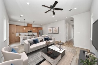 Building Photo - 6523 Tree Branch Dr