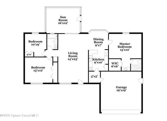 Building Photo - 597 Hillsdale Ave NW