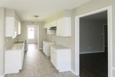 Foto del edificio - 4399 Pepper Tree Rd