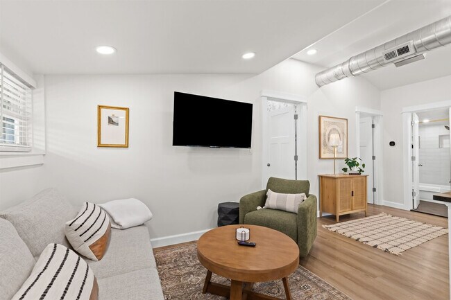 Foto del edificio - 221 Ardmore Dr