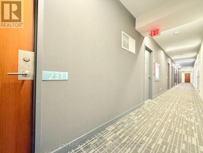 Building Photo - 170 Fort York Blvd